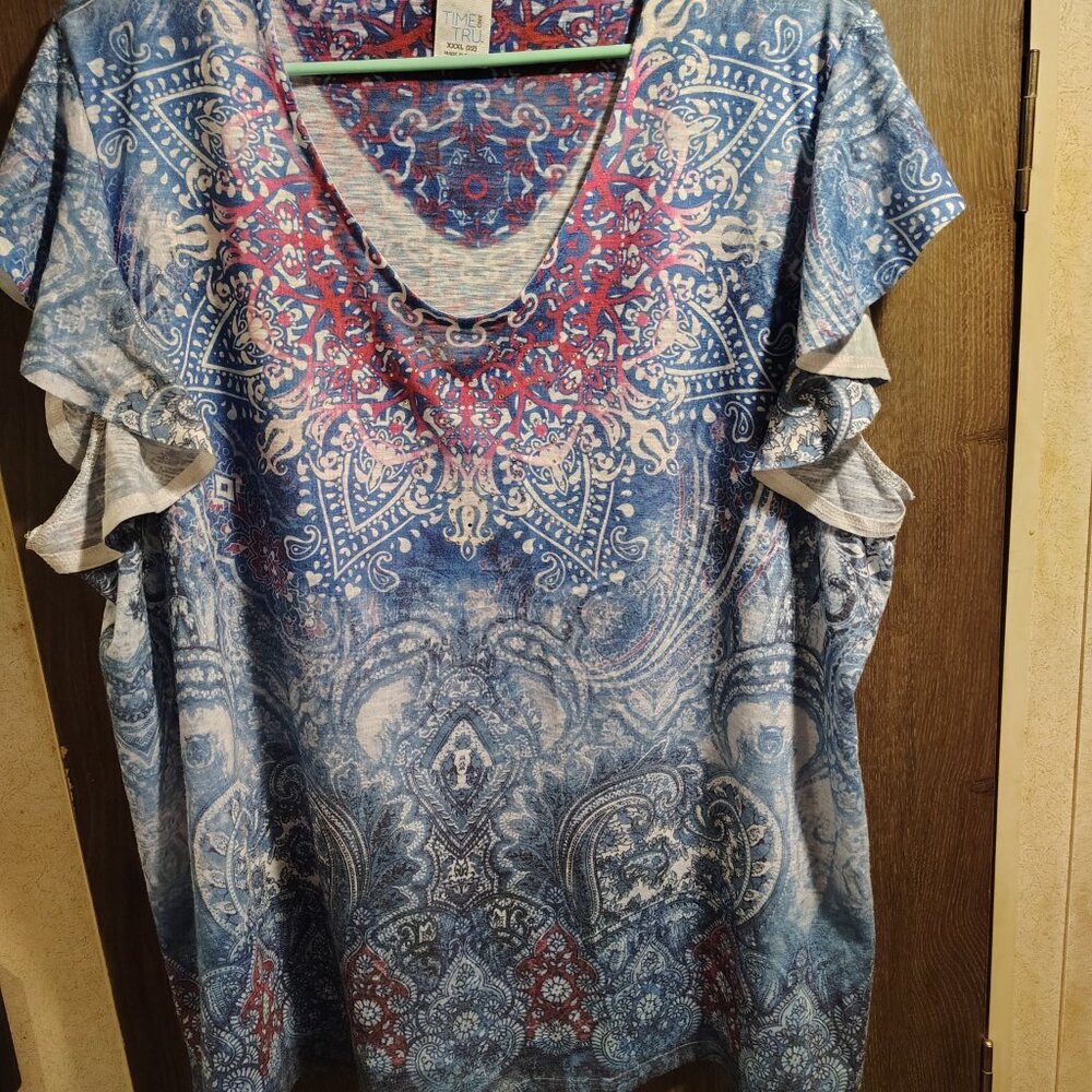 Shirts - Picture 5 of 6